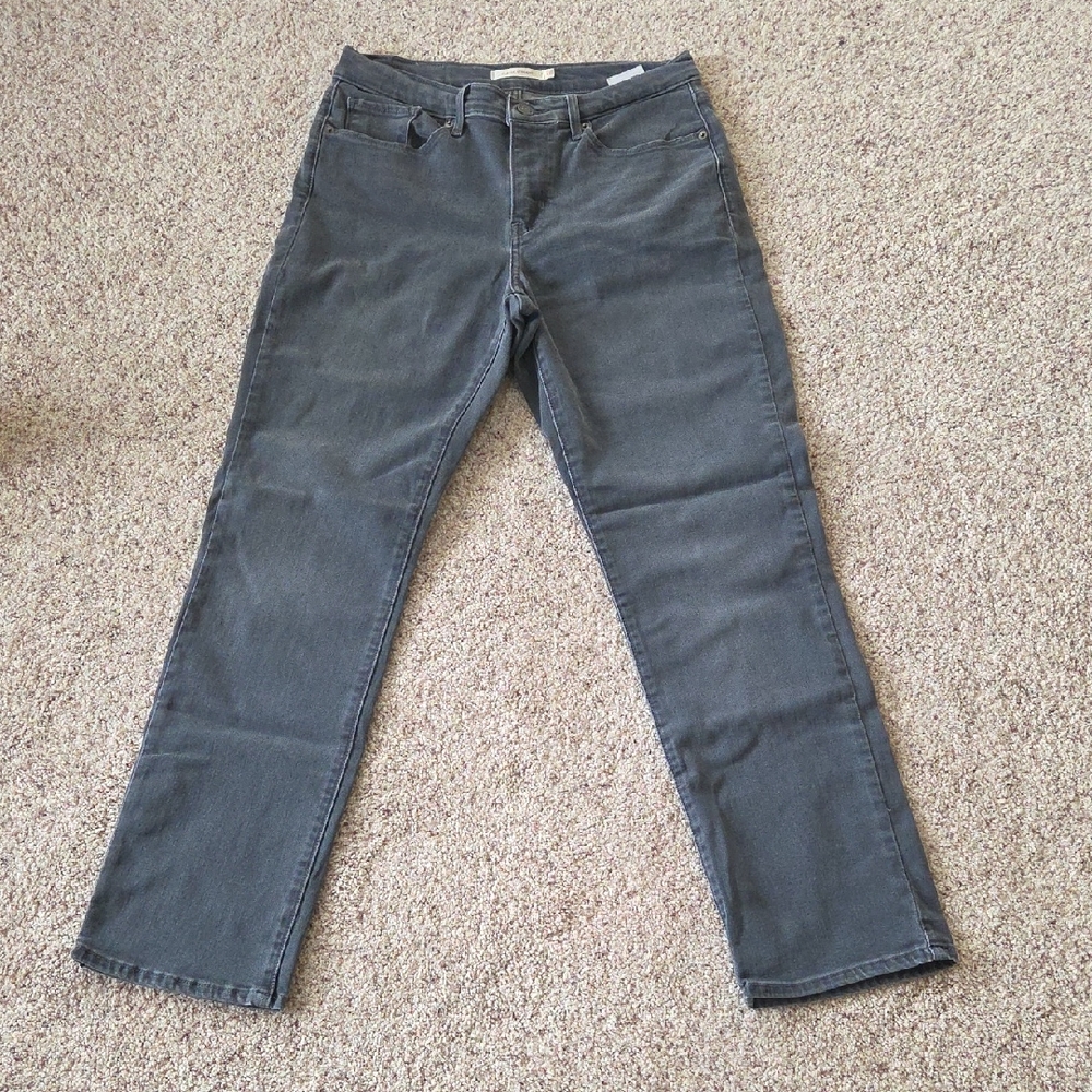 Levis Classic Straight leg Gray Denim Jeans, 28 (6M)